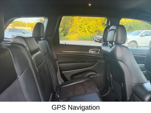 Used 2021 Jeep Grand Cherokee Laredo X AWD/4WD image 13