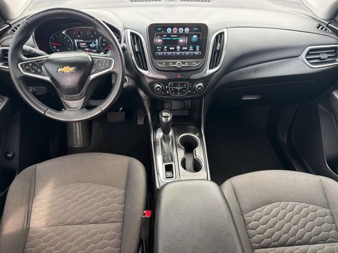 Used 2018 Chevrolet Equinox LT w/ Sun & Infotainment Package FWD image 17