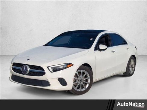 Certified 2019 Mercedes-Benz A 220 4MATIC image 1