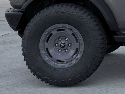 New 2025 Ford Bronco Badlands image 24