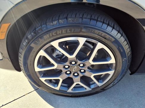 Used 2025 Chevrolet Blazer RS image 21