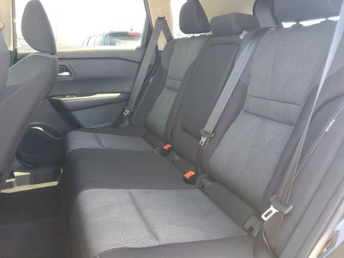 Certified 2025 Nissan Rogue SV FWD image 17