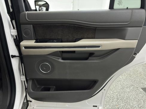 Used 2018 Ford Expedition Limited w/ Equipment Group 302A image 44