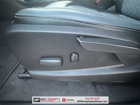 Used 2020 Chevrolet Colorado Z71 image 16