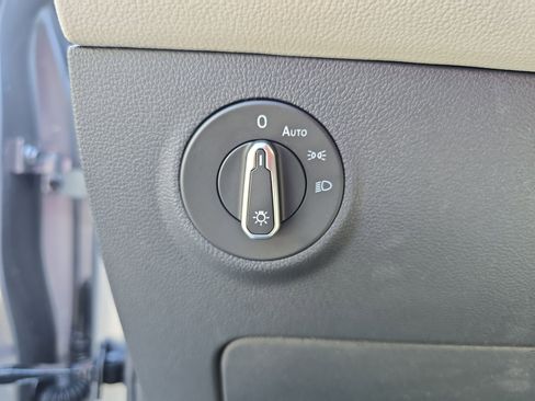 New 2025 Volkswagen Taos S image 24