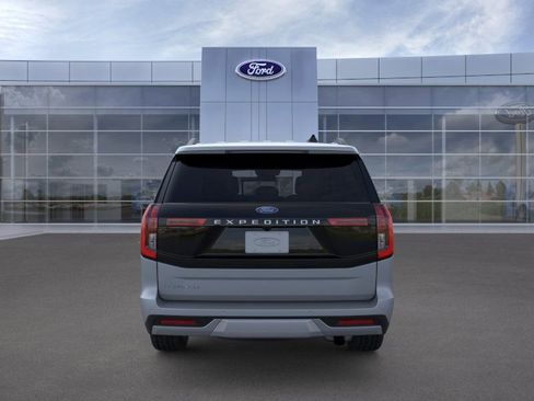 New 2026 Ford Expedition Platinum w/ Driver's Package AWD/4WD image 5
