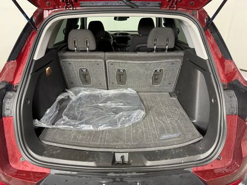 Used 2022 Chevrolet TrailBlazer LT w/ Convenience Package image 11