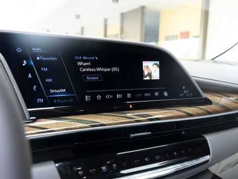 Used 2023 Cadillac Escalade Sport Platinum AWD/4WD image 17