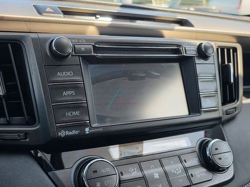 Used 2015 Toyota RAV4 XLE FWD image 24