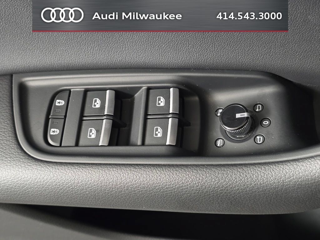 Used 2023 Audi Q8 Premium w/ Convenience Package AWD/4WD image 14
