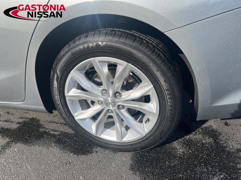 Used 2024 Chevrolet Malibu LT image 19