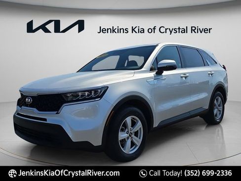 Used 2021 Kia Sorento LX FWD image 1