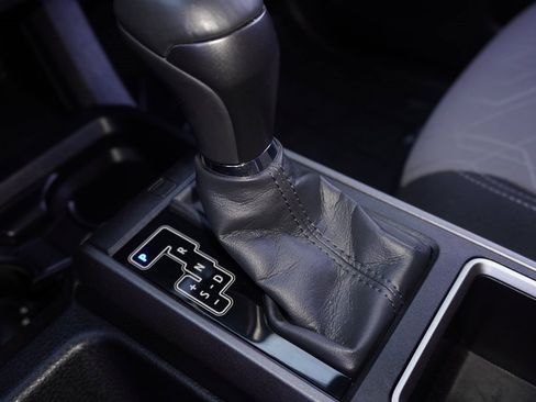 Certified 2023 Toyota Tacoma TRD Off-Road image 18