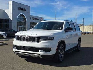 Used 2024 Jeep Wagoneer L Series II w/ Flexible Seating Group video 1