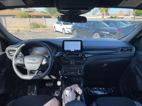 Used 2024 Ford Escape ST-Line image 34