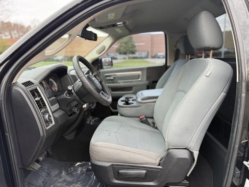Used 2014 RAM 1500 Express image 11