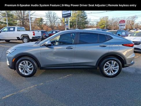 Used 2025 Buick Envista Preferred w/ Convenience I Package image 5