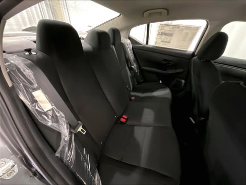 Used 2025 Nissan Sentra S image 16