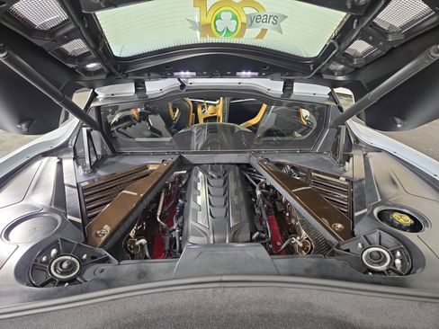 Used 2021 Chevrolet Corvette Stingray Preferred Cpe w/ Engine Appearance Package image 31