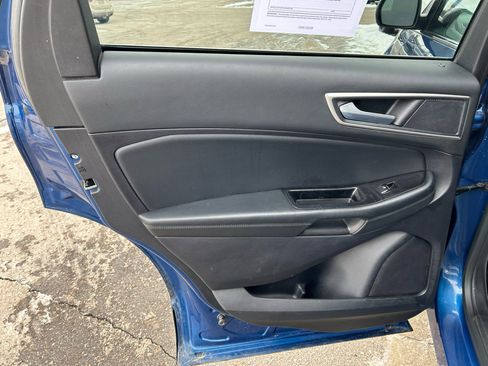 Used 2020 Ford Edge SEL image 13