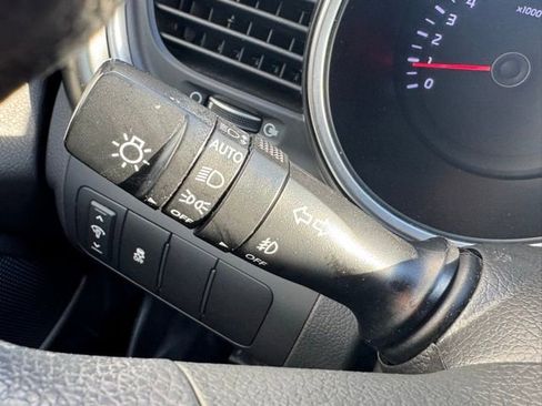 Used 2015 Kia Optima LX FWD image 23