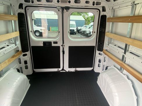 Used 2025 RAM ProMaster 2500 w/ U-Haul Equipment Group FWD image 7