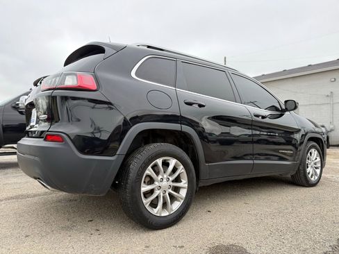 Used 2019 Jeep Cherokee Latitude w/ Popular Appearance Group image 7