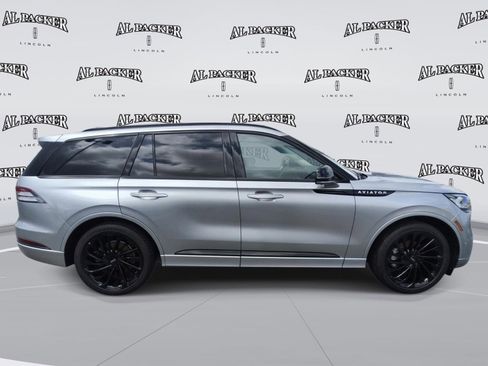 Certified 2024 Lincoln Aviator Reserve w/ Jet Package RWD image 2