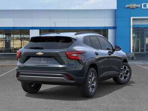 New 2026 Chevrolet Trax LT FWD image 4