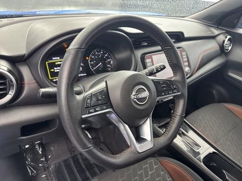 Used 2024 Nissan Kicks SR image 12