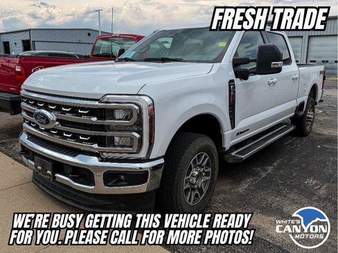 Used 2024 Ford F350 Lariat w/ FX4 Off-Road Package AWD/4WD image 4