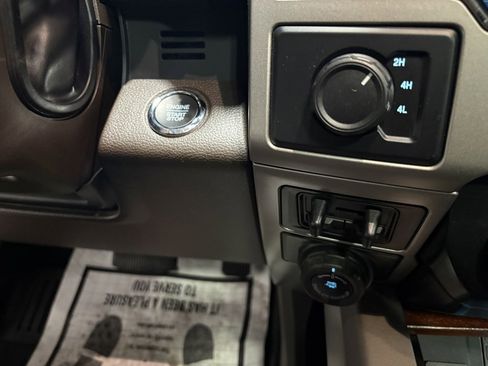 Used 2022 Ford F350 King Ranch w/ Chrome Package image 24