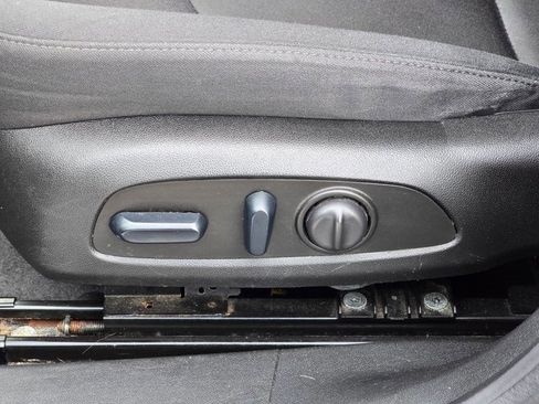 Used 2023 Chevrolet Malibu LT image 12