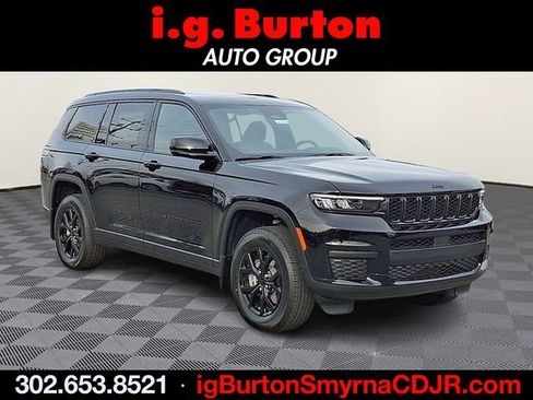Used 2025 Jeep Grand Cherokee L Altitude AWD/4WD image 1