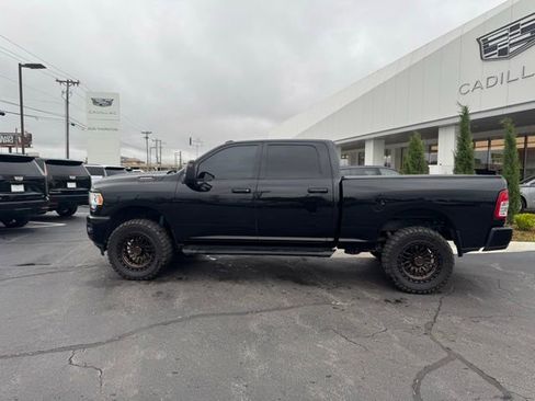 Used 2024 RAM 2500 Big Horn w/ Sport Appearance Package AWD/4WD image 8