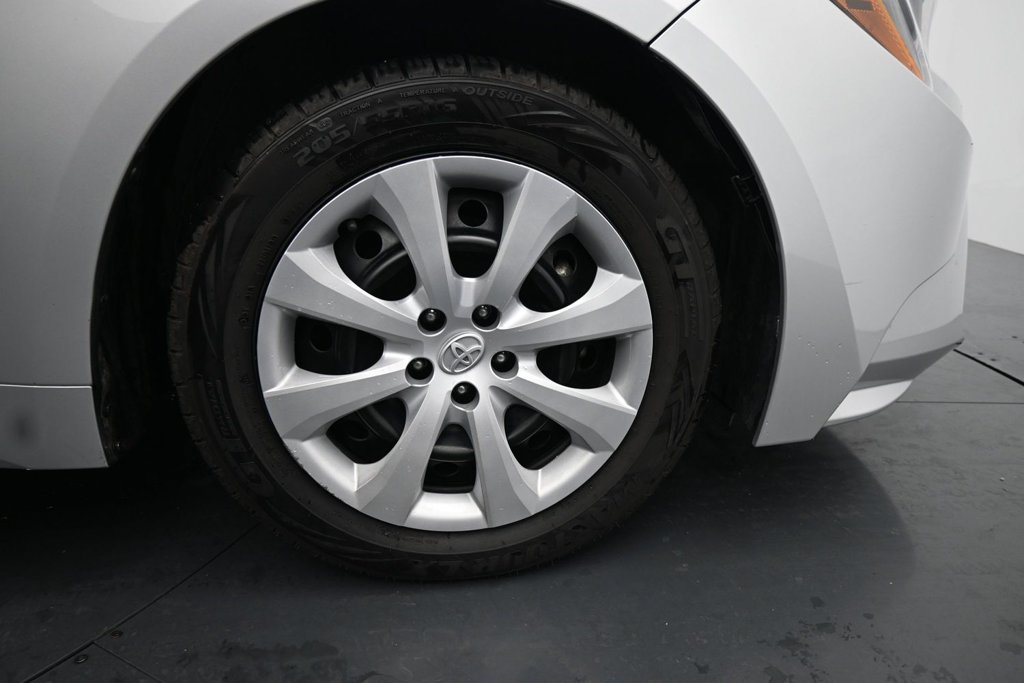 Used 2023 Toyota Corolla LE FWD image 11