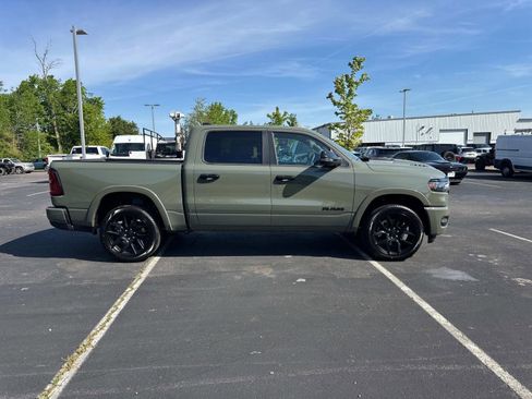 New 2026 RAM 1500 Laramie AWD/4WD image 11