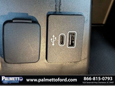 Used 2025 Ford Explorer Platinum w/ Ultimate Package AWD/4WD image 23