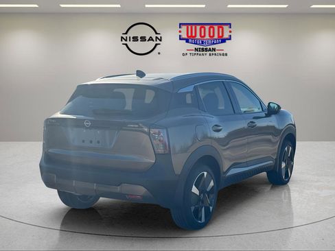 New 2026 Nissan Kicks SR FWD image 3