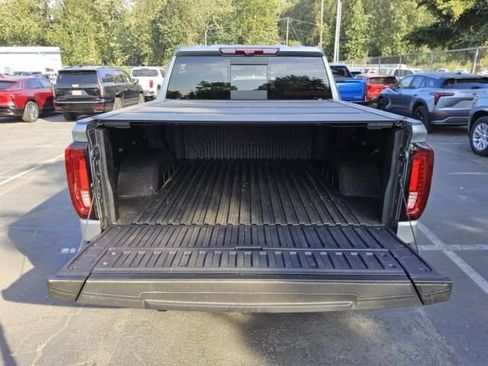 Used 2026 GMC Sierra 1500 AT4 w/ AT4 Premium Package AWD/4WD image 6