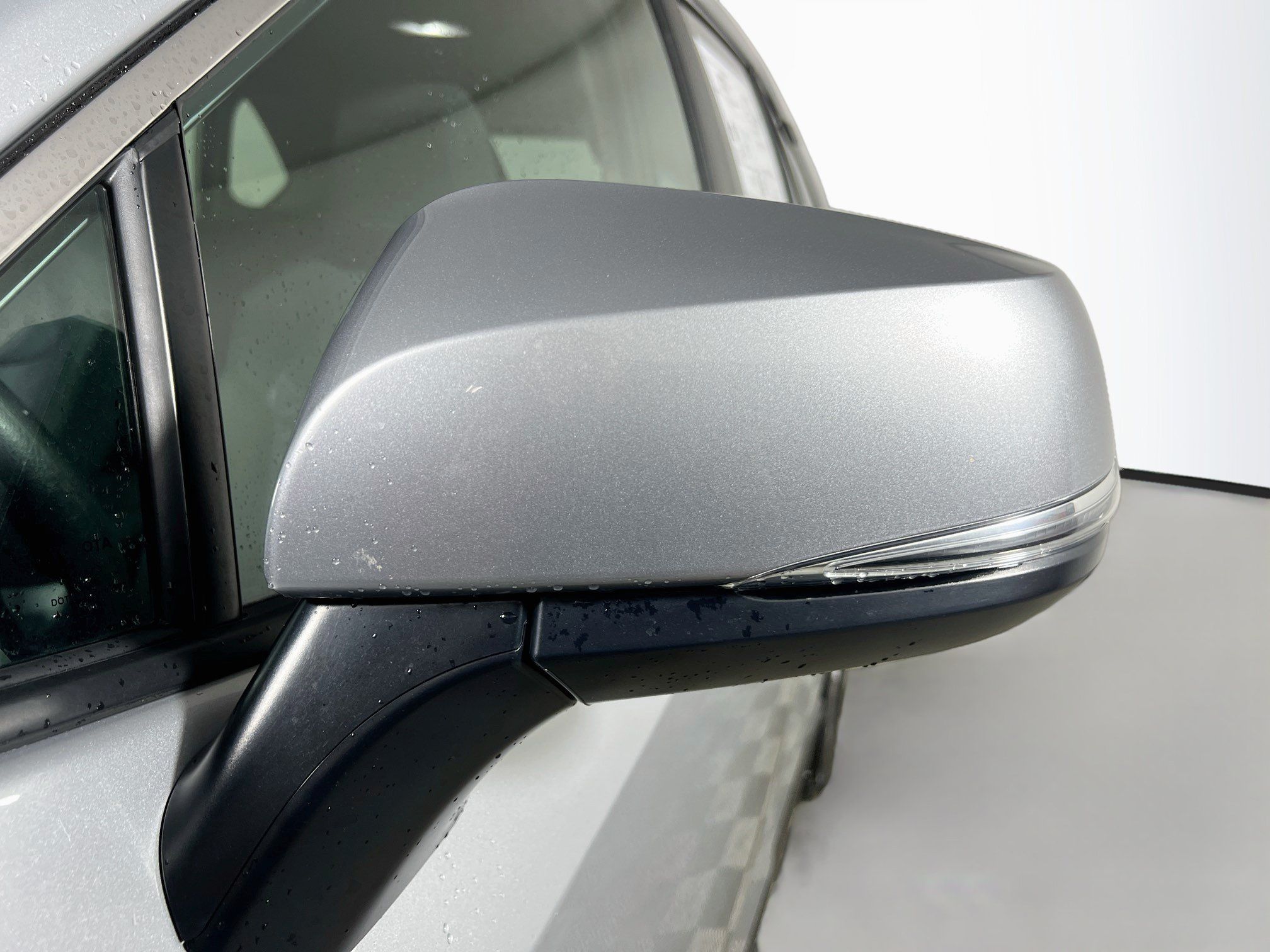 Used 2025 Toyota RAV4 XLE FWD image 13