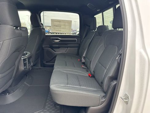 New 2026 RAM 1500 4x4 Crew Cab image 21