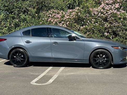 Used 2022 MAZDA MAZDA3 s AWD/4WD image 3