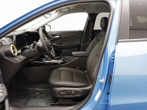 Certified 2026 Chevrolet Trax ACTIV w/ Driver Confidence Package image 5