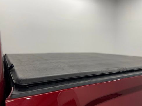 Used 2018 GMC Sierra 1500 SLT AWD/4WD image 7