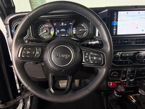 Used 2024 Jeep Wrangler Unlimited Rubicon 4xe AWD/4WD image 14