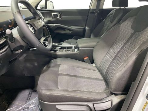 New 2026 Kia Sorento LX FWD image 14