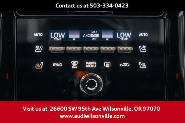 Used 2025 Porsche Panamera 4 w/ Premium Package AWD/4WD image 13