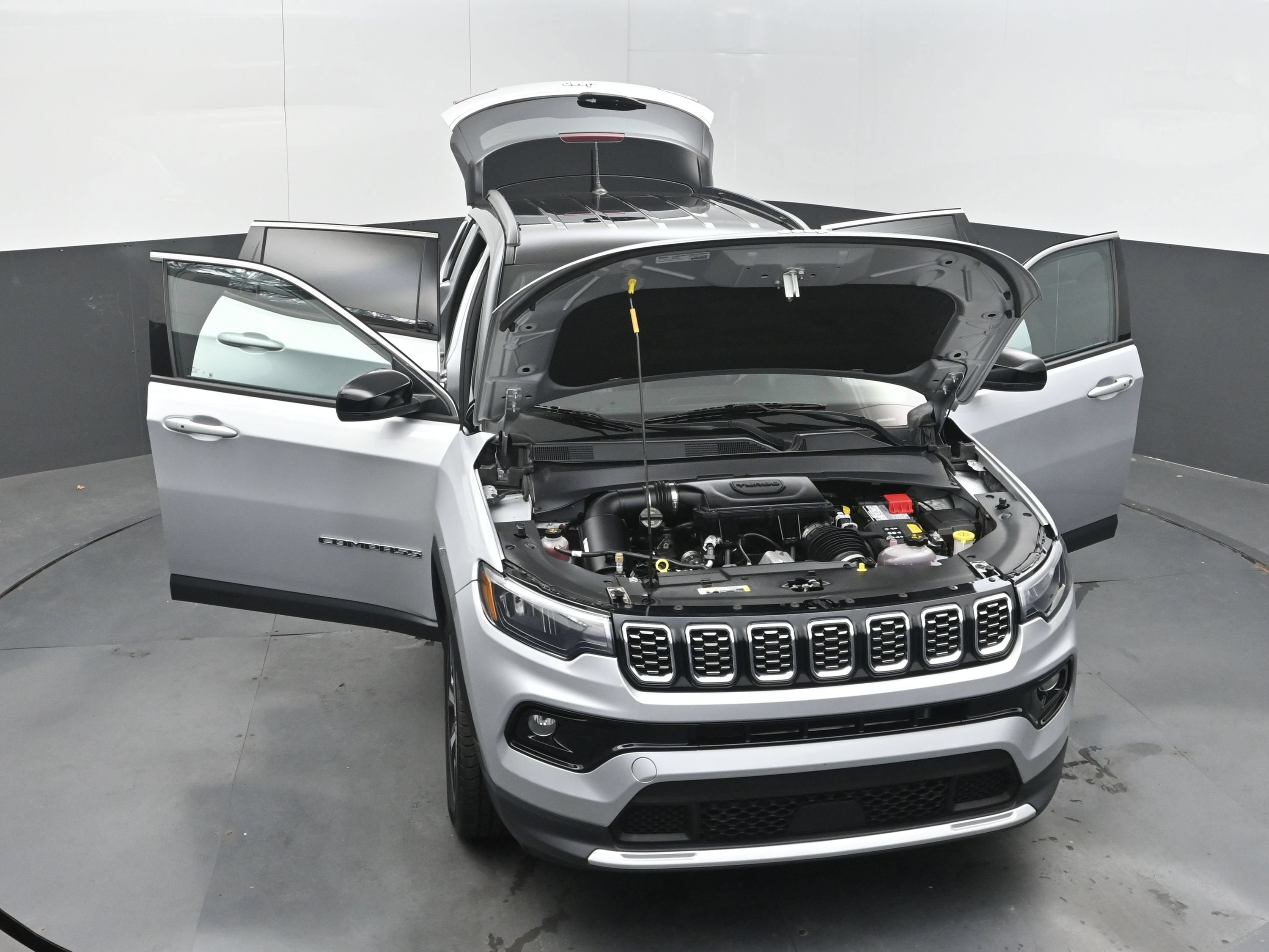 Used 2025 Jeep Compass Limited AWD/4WD image 41