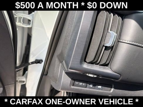 Used 2023 Nissan Pathfinder SL w/ Lighting Package (N92) AWD/4WD image 17